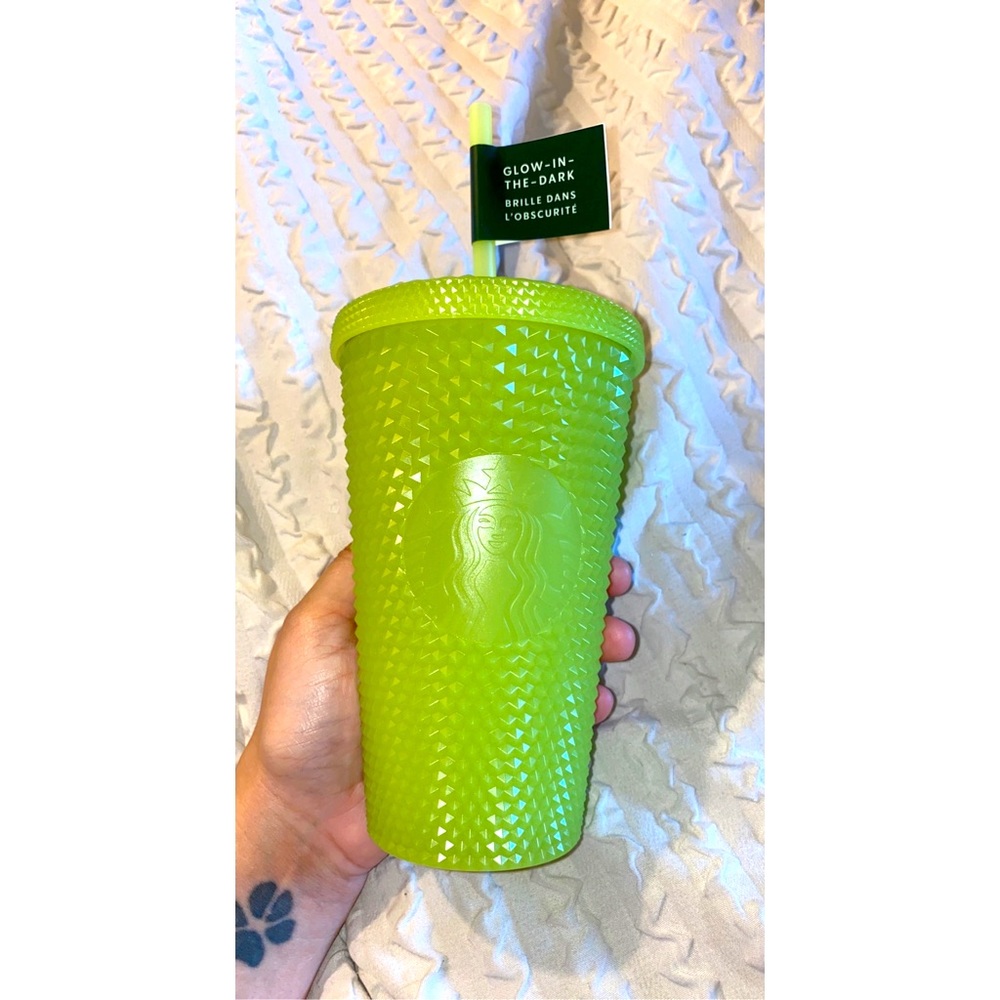 Glow in the dark Starbucks cup ✨
